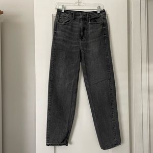 American Eagle High Rise Gray/Faded Black Straight Leg Jean - Super Stretchy